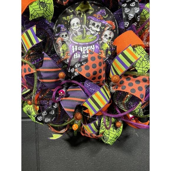 Handmade Halloween Skeleton Wreath – Bright Deco Mesh Door Decor - Picture 5 of 7